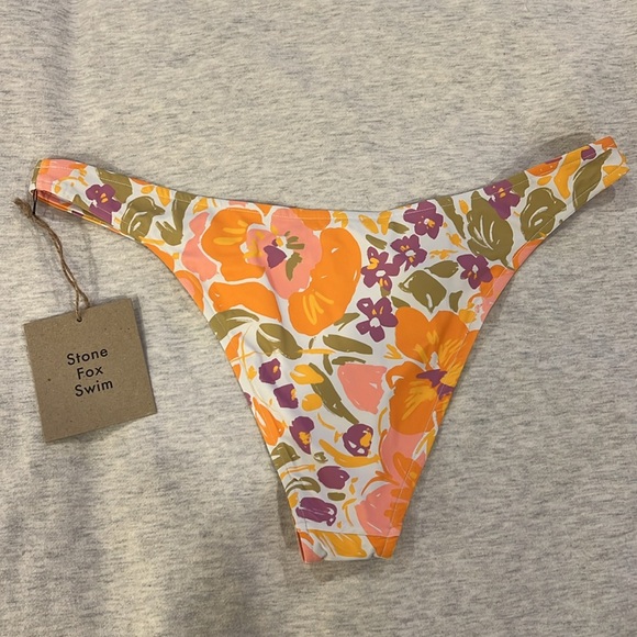 Stone Fox Swim Bikini Bottom Womens XL Luka High Cut Cheeky Bloom Print NWT - Picture 6 of 7